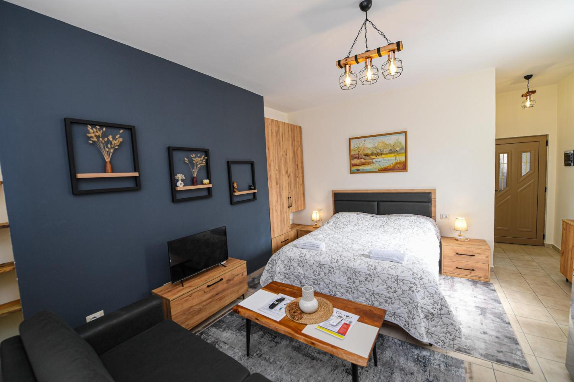 City Nest Shkoder Bagian luar foto